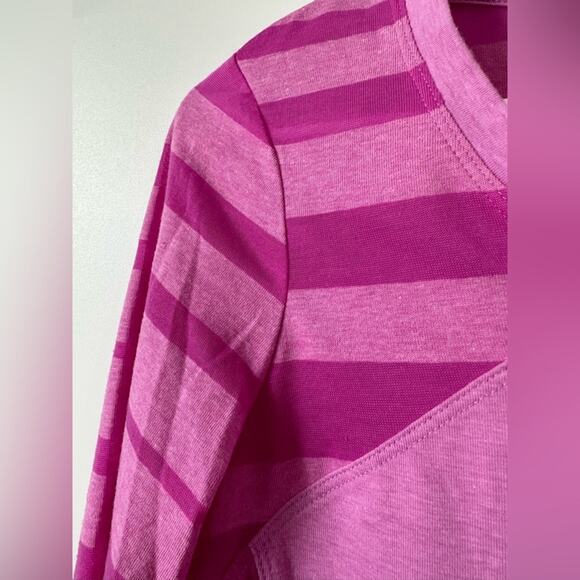 Mountain Hardware Pink Stripe 3/4 Sleeve Shirt, Small - Picture 3 of 7